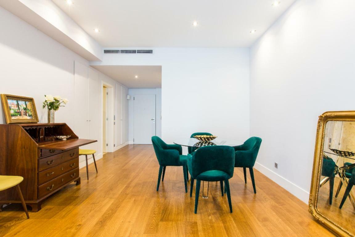 Your Home In Palacio Do Bairro Alto Lisbon Exterior photo